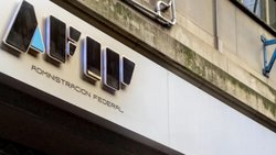 La AFIP fijó un nuevo límite para las transferencias a través de las aplicaciones