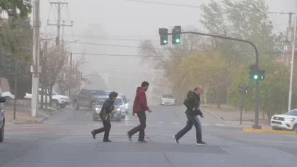 Alerta meteorológica en Neuquén por viento y lluvia este domingo