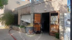 Un incendio en una casa revolucionó al centro neuquino: no hubo heridos