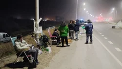 Ruta 22 estará cortada toda la noche por protesta de municipales de Senillosa
