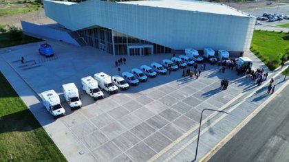 Neuquén fortalece el Sistema de Salud Público con la entrega de vehículos