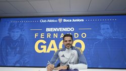Boca presentó a Fernando Gago como nuevo DT