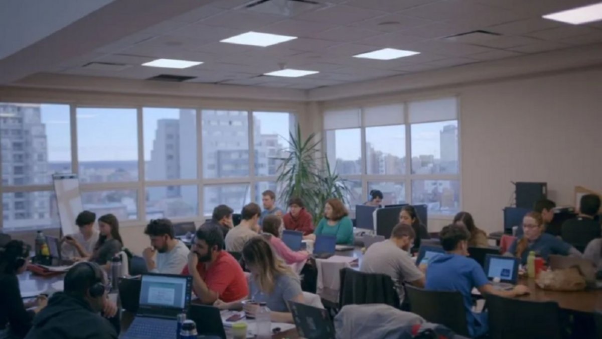 Cerca del 70% de los estudiantes becados en Neuquén son primera generación universitaria