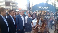 Figueroa lanzó la Fiesta Nacional del Chivito en Neuquén