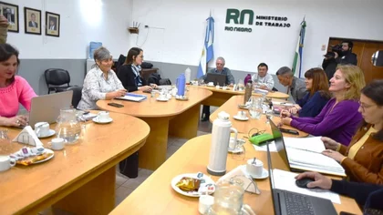Sin paros docentes, el Gobierno de Río Negro convocó a UnTER a paritarias