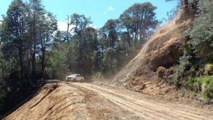 Vialidad de Neuquén trabaja para rehabilitar la Ruta Provincial 62 de cara al Verano 2025