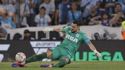 El neuquino Arias, capitán y emblema del Racing finalista