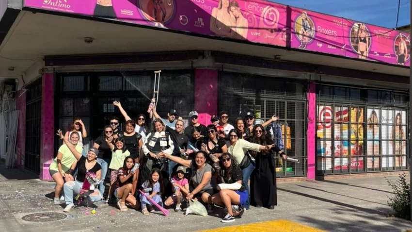 Renunció a su empleo en Neuquén para abrir su propio emprendimiento: así fue la despedida