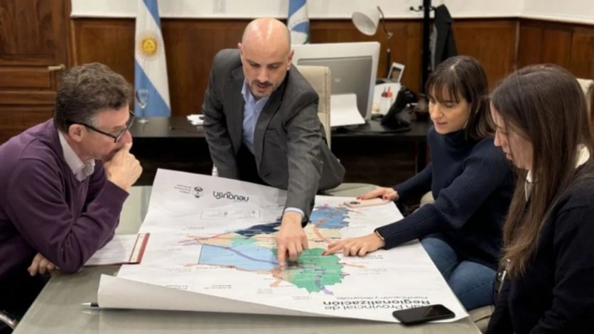 “Hay un cambio de época para la provincia”, dijo el jefe de Gabinete