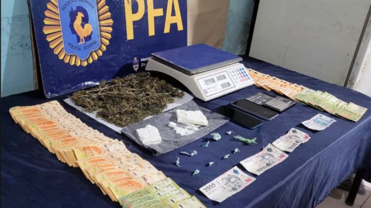 La Federal reventó cuatro kioscos narco en Cipolletti
