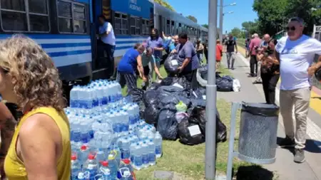 Un tren solidario que transporta toneladas de alimentos recorrerá Río Negro