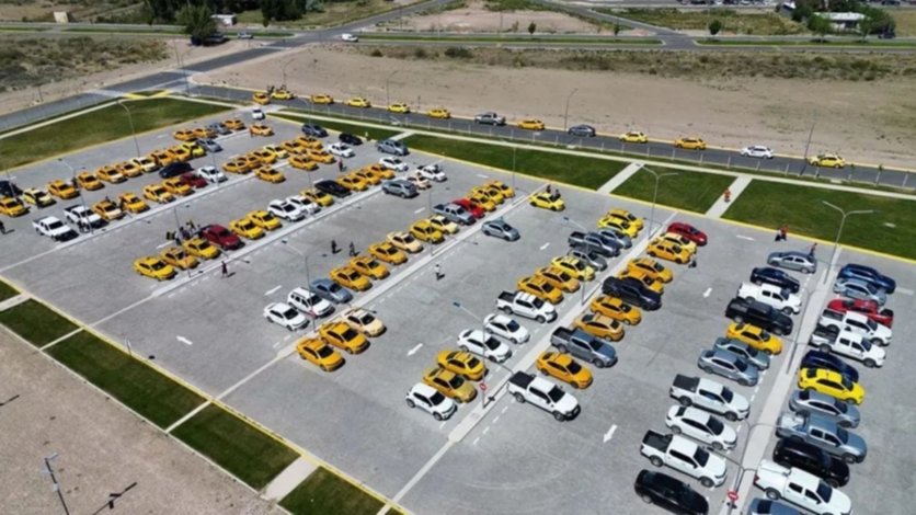 Los taxistas podrán renovar vehículos 100% financiados