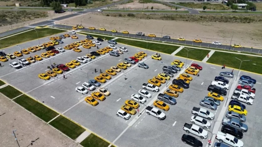 Los taxistas podrán renovar vehículos 100% financiados