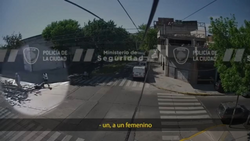 Taxista vengador: atropelló a motochorros que le habían robado a una mujer