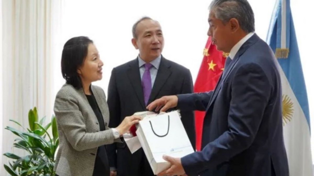 El embajador de China estuvo en Neuquén para estrechar lazos de cooperación