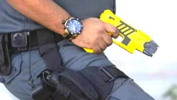 Piden usar armas no letales y cámaras en patrulleros de la policía rionegrina