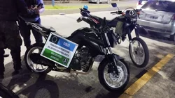 Iba a bordo de una moto robada en Neuquén y provocó una persecución en Roca