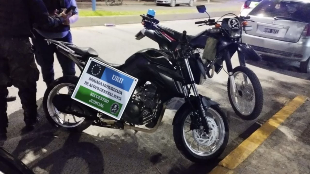 Iba a bordo de una moto robada en Neuquén y provocó una persecución en Roca