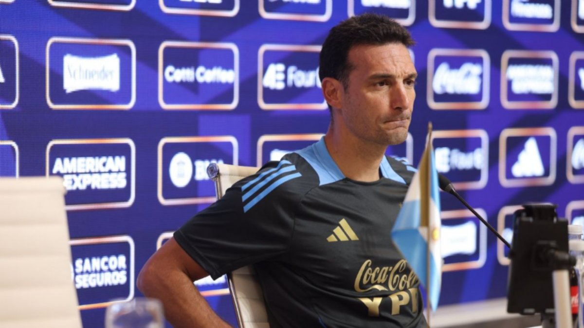 Lionel Scaloni habló sobre el fútbol argentino y la inclusión de Spreen: "Que no vuelva a suceder por favor"