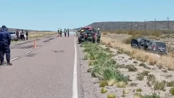 Un hombre murió tras perder el control y volcar con su auto