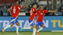 Chile superó a Venezuela y toma aire en las Eliminatorias Sudamericanas