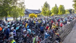 Gran Fondo 7 Lagos: San Martín de los Andes colmada de turistas y con restaurantes llenos
