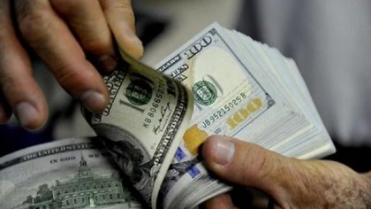 Adiós al impuesto PAÍS: ARCA bajó el costo de las importaciones