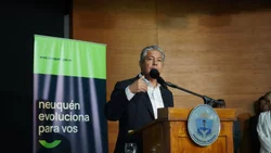 "Acá se terminó la joda" advirtió el gobernador de Neuquén