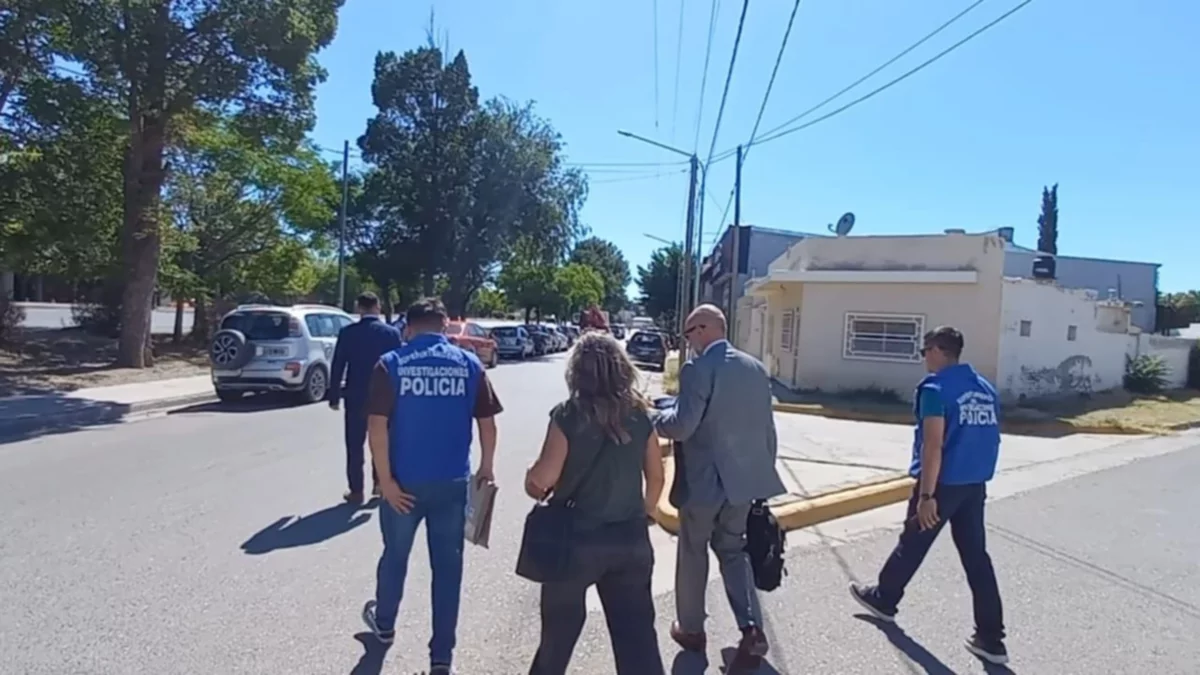 Allanan registros del automotor por vehículos comprados por Gloria Ruiz y su familia