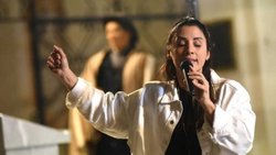 Otro gasto insólito: Gloria Ruiz le puso plata a la "sanadora" Bergonzi