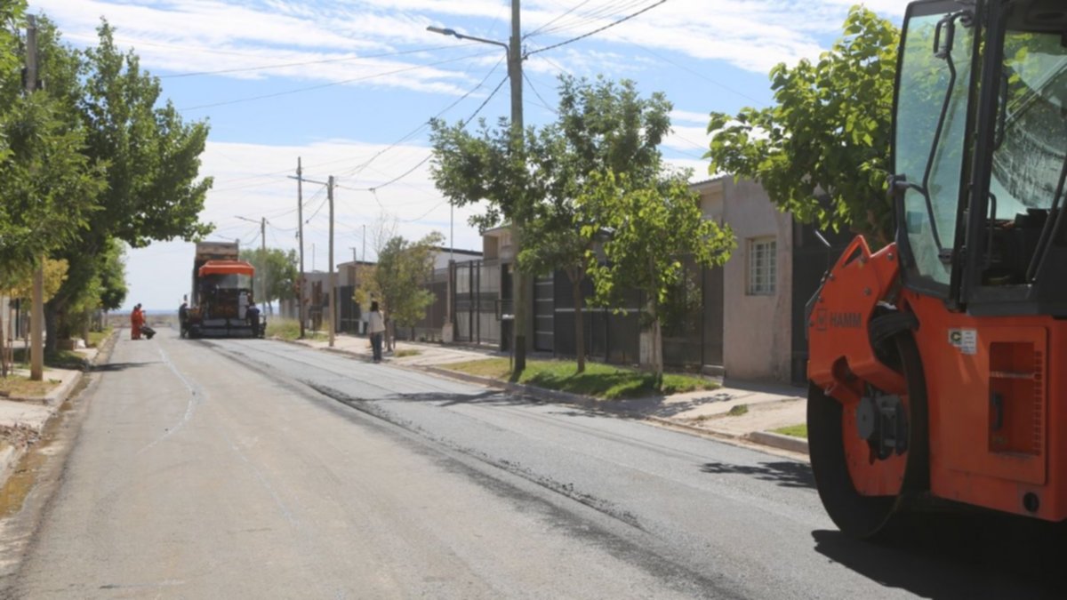 La municipalidad de Neuquén planea asfaltar 3 mil cuadras el año próximo