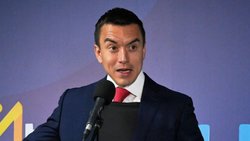 Crecen las protestas en Ecuador contra cárceles "modelo Bukele"
