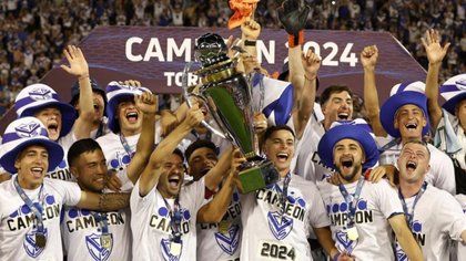 Vélez le ganó con autoridad a Huracán y es el nuevo campeón de la Liga Profesional