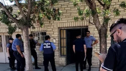 Clausuraron una pensión ilegal en Cipolletti: 10 demorados y armas secuestradas