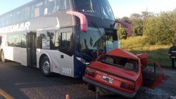Las dos personas muertas en choque frontal eran pareja; sobrevivió un hijo