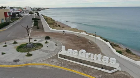 Las Grutas, con patio gastronómico y Fiesta del Golfo
