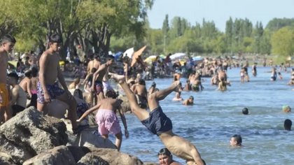 El año empieza soleado y con clima agradable, pero se vienen días de mucho calor