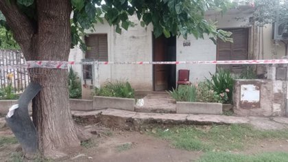 Un jubilado discutió con su hijo y le disparó en la cabeza con un rifle