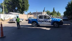 Indignación en el barrio Canal V por el robo de cables y el medidor de un reflector público