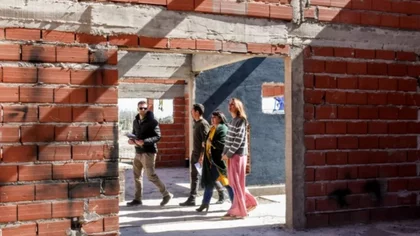 Hay 43 obras escolares en marcha para iniciar las clases en febrero en Neuquén
