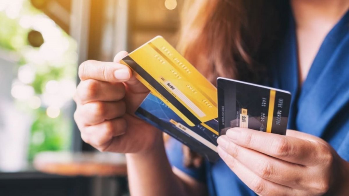 Llega la tarjeta de débito bi-monetaria: en pesos y dólares