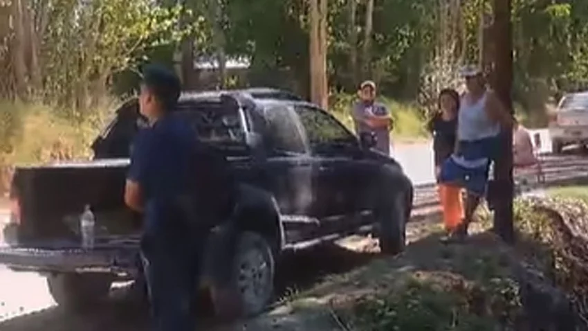 Cipolletti: se le cayó un pilar de luz encima y murió