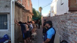 Allanaron una vivienda que funciona como aguantadero de delincuentes