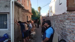 Allanaron una vivienda que funciona como aguantadero de delincuentes
