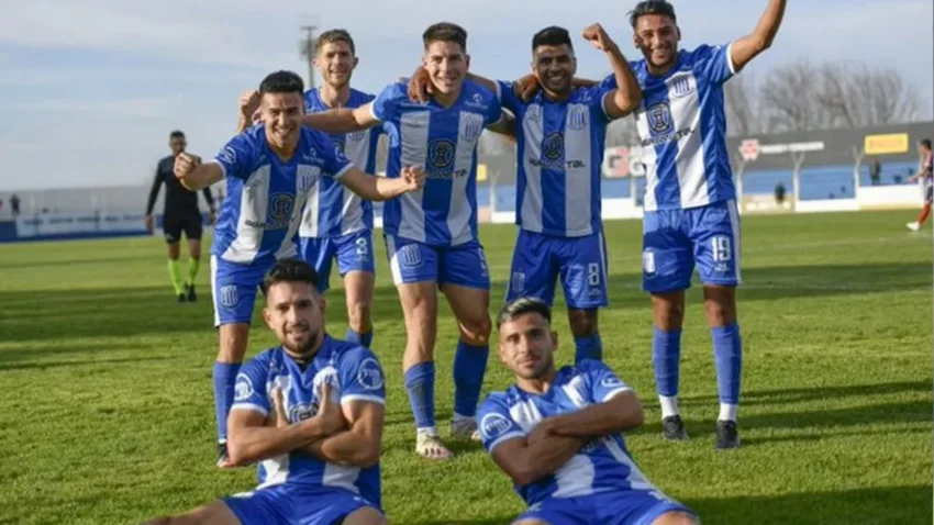 Argentino de Monte Maíz, de la inundación a jugar con Boca: “El pueblo está revolucionado”