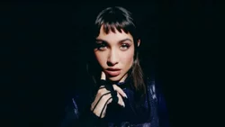 Confirmado: La artista sorpresa es María Becerra y cerrará la Confluencia 2025