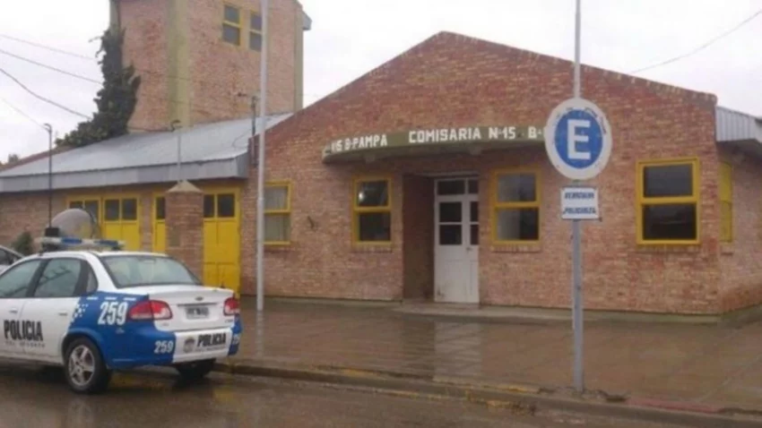 Le robaron la camioneta a un repartidor cuando se bajó a hacer la entrega