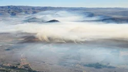 Alertan en el Alto Valle por la llegada del humo de los incendios en la cordillera