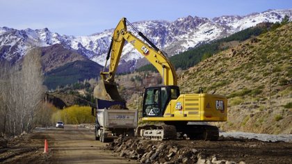 Una ruta turística de Neuquén estará cortada este martes y otra tiene demoras