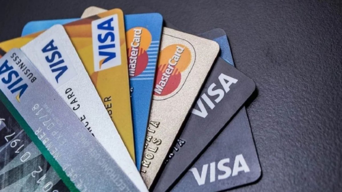 Qué dijeron los bancos sobre los consumos repetidos con tarjetas de crédito
